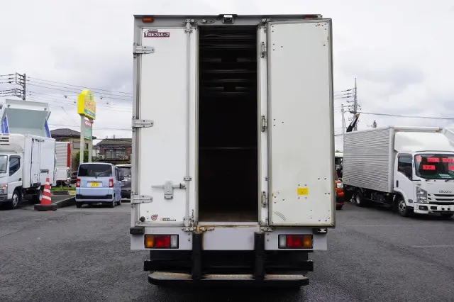 いすゞ エルフ TPG-NMR85AN(2WD)の写真27