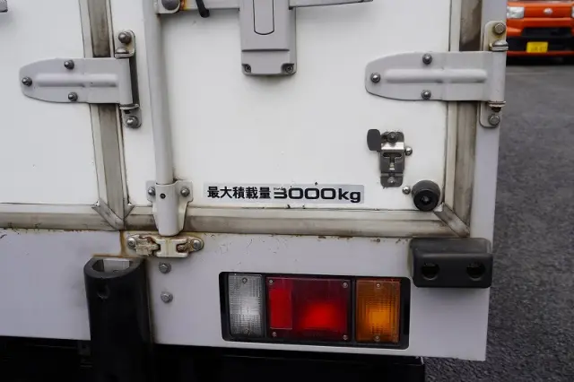 いすゞ エルフ TPG-NMR85AN(2WD)の写真28