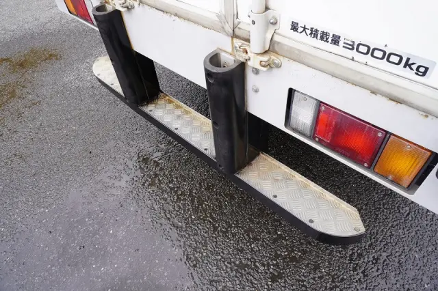 いすゞ エルフ TPG-NMR85AN(2WD)の写真29