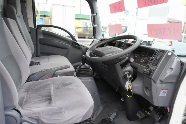 いすゞ エルフ TPG-NMR85AN(2WD)の写真39