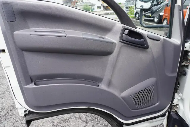 いすゞ エルフ TPG-NMR85AN(2WD)の写真42