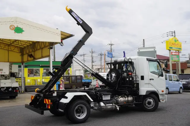 三菱 ファイター 2KG-FK72F(2WD)の写真21