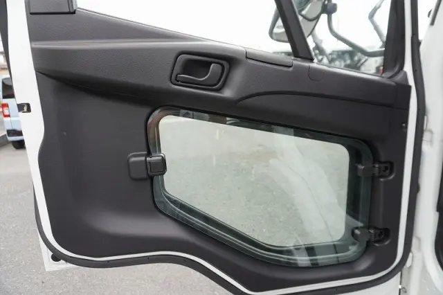 三菱 ファイター 2KG-FK72F(2WD)の写真35