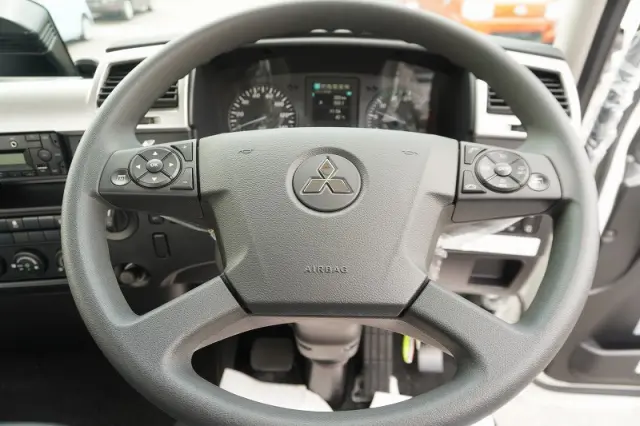 三菱 ファイター 2KG-FK65F(2WD)の写真24
