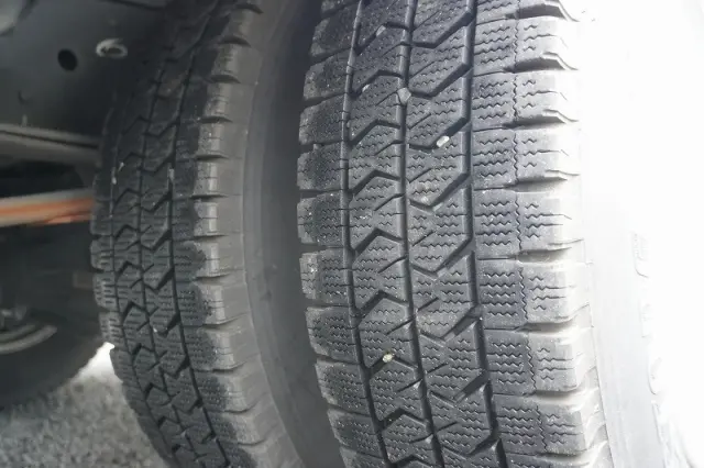 いすゞ エルフ 2SG-NPR88AN(2WD)の写真10