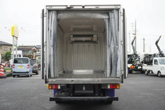 いすゞ エルフ 2SG-NPR88AN(2WD)の写真19
