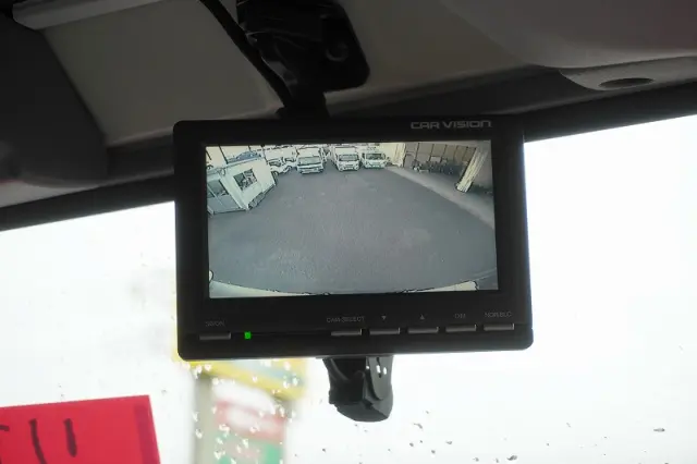 いすゞ エルフ 2SG-NPR88AN(2WD)の写真33