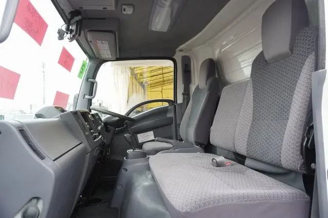 いすゞ エルフ 2SG-NPR88AN(2WD)の写真38