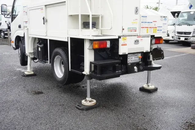 日野 デュトロ TKG-XZU600X(2WD)の写真32