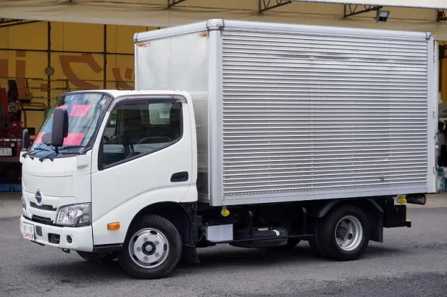 日野 デュトロ 2RG-XZC605M(2WD)の写真1