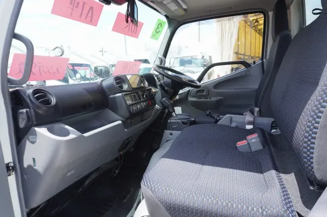 日野 デュトロ 2RG-XZC605M(2WD)の写真36