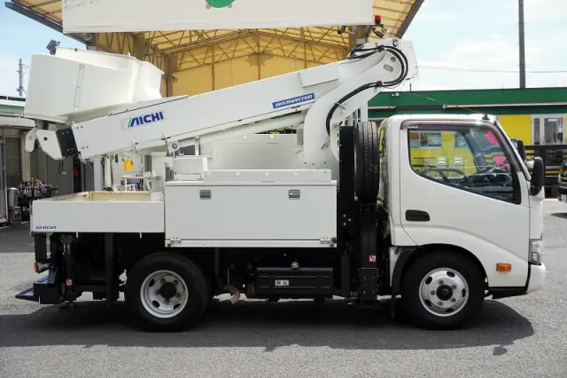 日野 デュトロ TKG-XZU600X(2WD)の写真5
