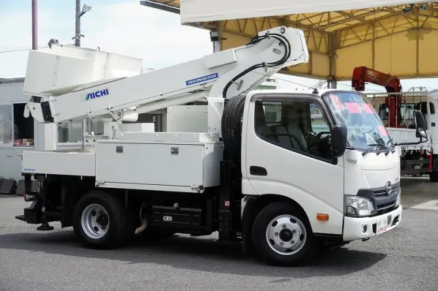 日野 デュトロ TKG-XZU600X(2WD)の写真6