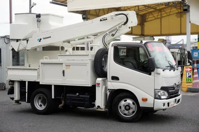 日野 デュトロ TPG-XZU600X(2WD)の写真6