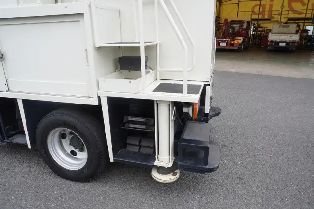 日野 デュトロ TPG-XZU600X(2WD)の写真19