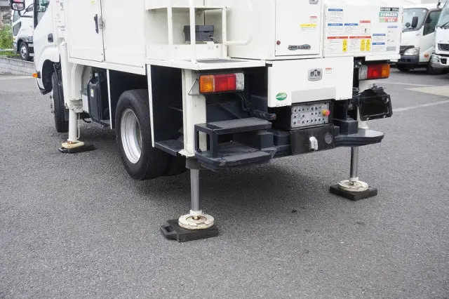 日野 デュトロ TPG-XZU600X(2WD)の写真32