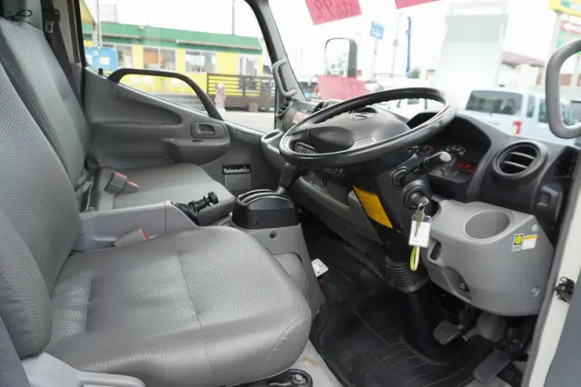 日野 デュトロ TPG-XZU600X(2WD)の写真45