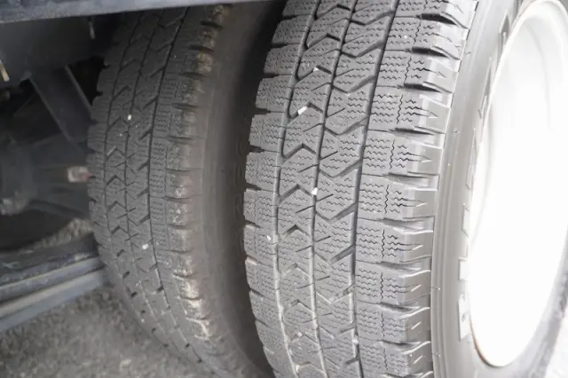いすゞ エルフ 2RG-NLR88AN(2WD)の写真10