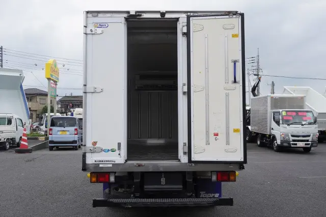 いすゞ エルフ 2RG-NPR88AN(2WD)の写真23