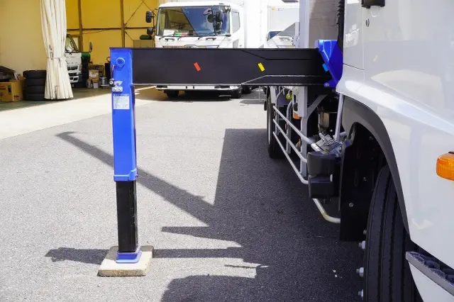 日野 レンジャー 2KG-FE2ACA(2WD)の写真27