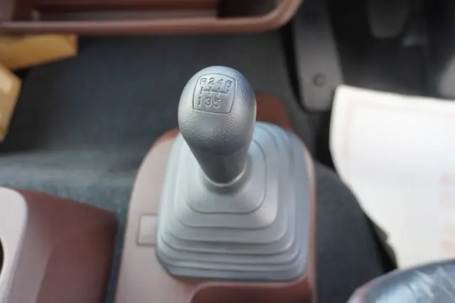 日野 レンジャー 2KG-FE2ACA(2WD)の写真35