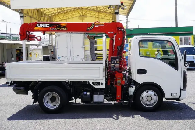 いすゞ エルフ 2RG-NKR88AF(2WD)の写真5