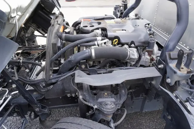 いすゞ エルフ TRG-NPR85AN(2WD)の写真14