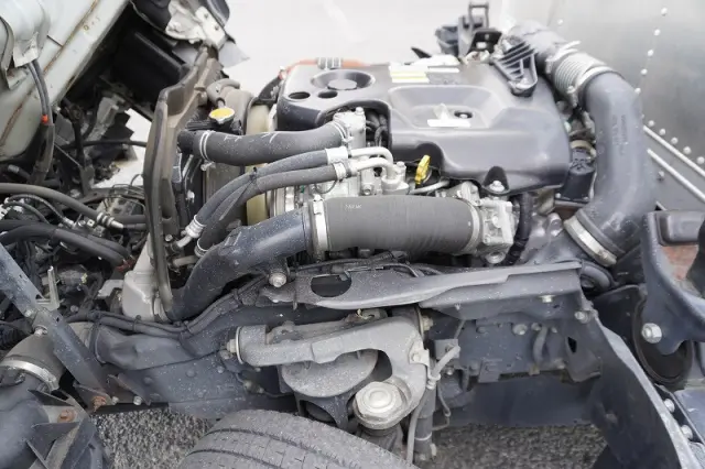 いすゞ エルフ TRG-NLR85AN(2WD)の写真14