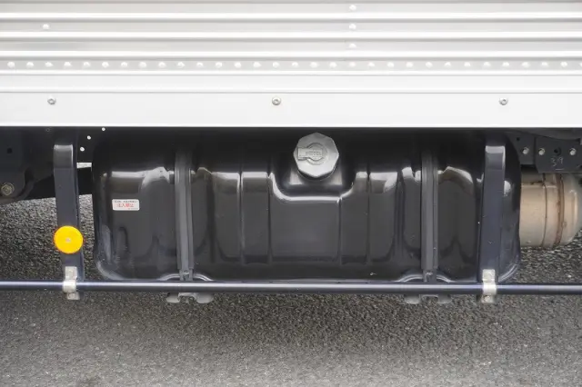 いすゞ エルフ TRG-NLR85AN(2WD)の写真28