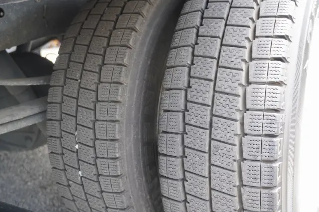 いすゞ エルフ TRG-NLR85AN(2WD)の写真10