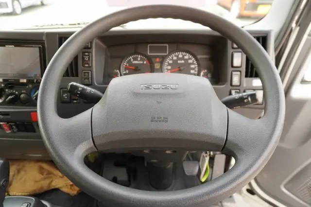 いすゞ エルフ TRG-NLR85AN(2WD)の写真29