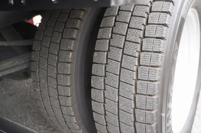 いすゞ エルフ TRG-NLR85AN(2WD)の写真10