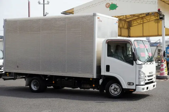 いすゞ エルフ TRG-NLR85AN(2WD)の写真6