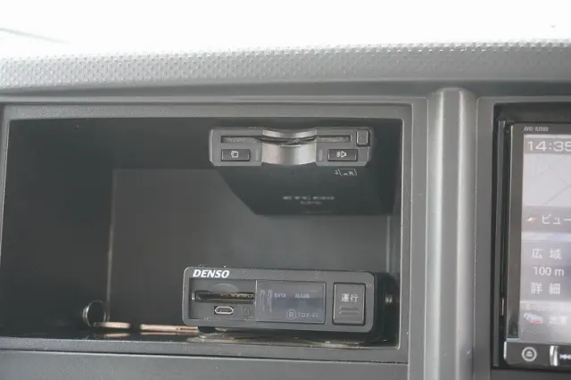 いすゞ エルフ TRG-NLR85AN(2WD)の写真32