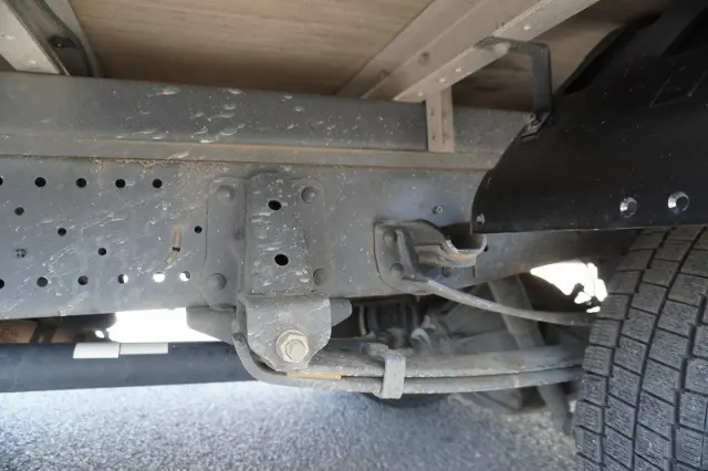 いすゞ エルフ TRG-NLR85AN(2WD)の写真11