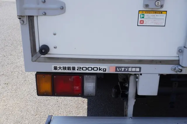 いすゞ エルフ TRG-NLR85AN(2WD)の写真26
