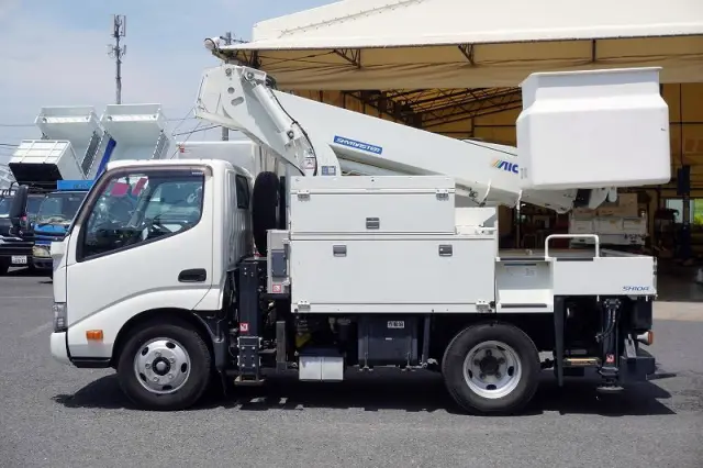 日野 デュトロ TKG-XZU600X(2WD)の写真3