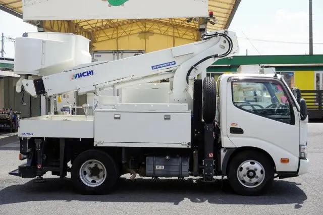 日野 デュトロ TKG-XZU600X(2WD)の写真5