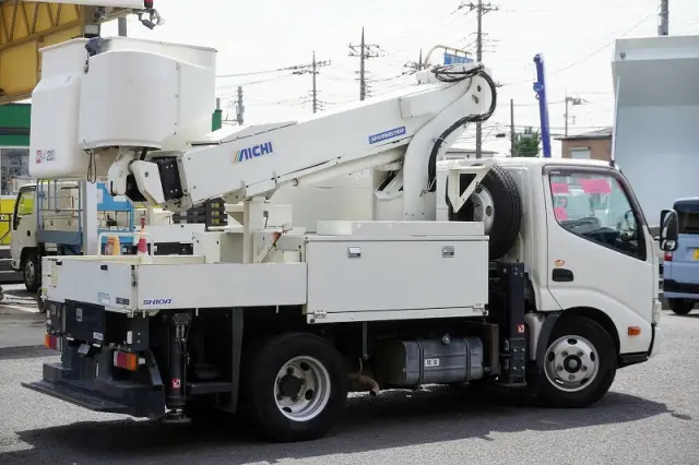 日野 デュトロ TKG-XZU600X(2WD)の写真8