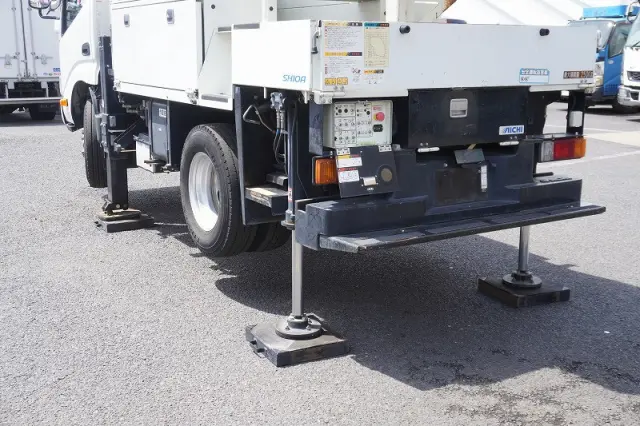 日野 デュトロ TKG-XZU600X(2WD)の写真32