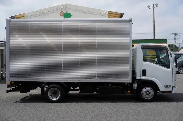いすゞ エルフ TKG-NMR85AN(2WD)の写真5