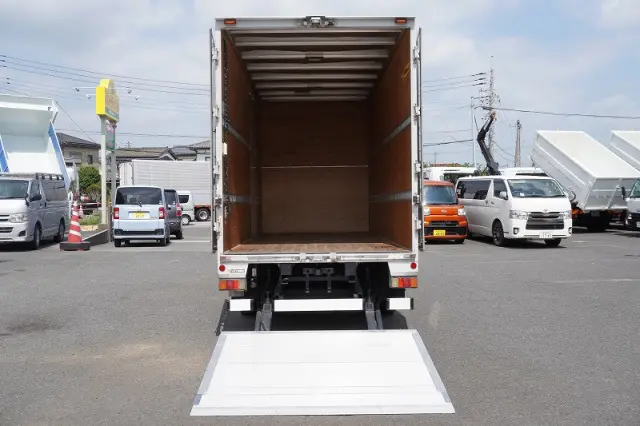 いすゞ エルフ TKG-NMR85AN(2WD)の写真20