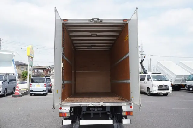 いすゞ エルフ TKG-NMR85AN(2WD)の写真30