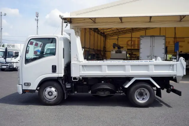 いすゞ エルフ TKG-NPR85YN(2WD)の写真3