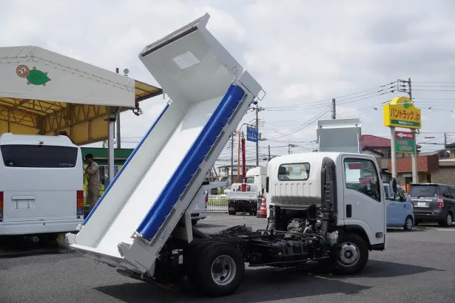 いすゞ エルフ TKG-NPR85YN(2WD)の写真29