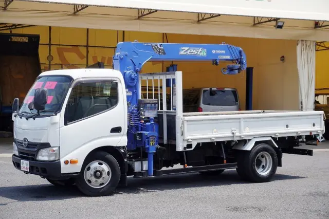 日野 デュトロ TKG-XZU650M(2WD)の写真1