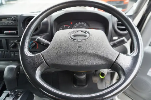 日野 デュトロ TKG-XZU650M(2WD)の写真32