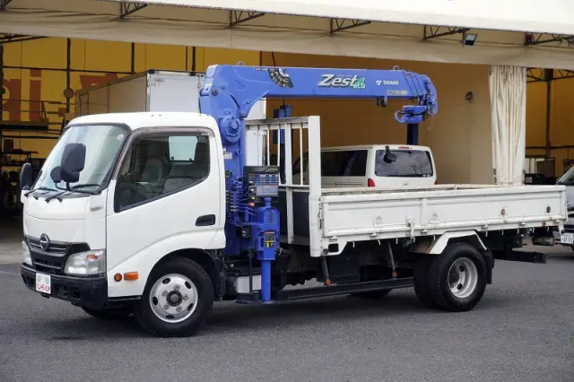 日野 デュトロ TKG-XZU650M(2WD)の写真1