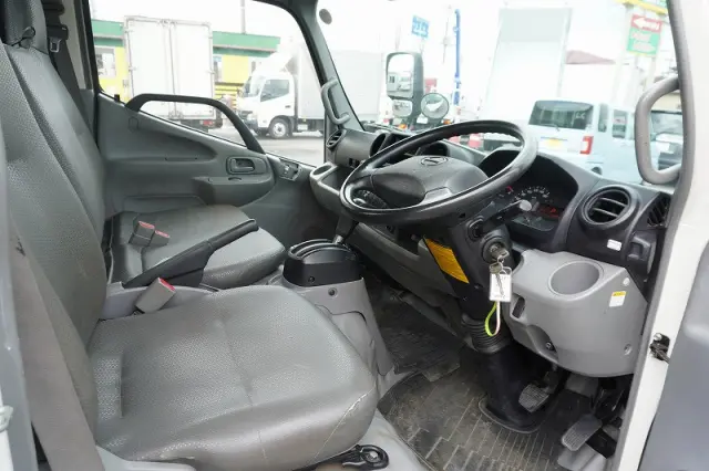 日野 デュトロ TKG-XZU650M(2WD)の写真39