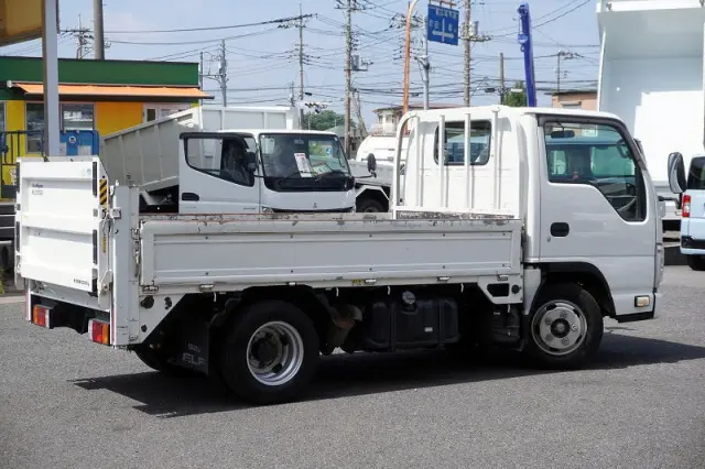 いすゞ エルフ TKG-NJR85A(2WD)の写真8